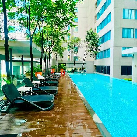 Summer Suites Klcc By Classy Kuala Lumpur Bagian luar foto