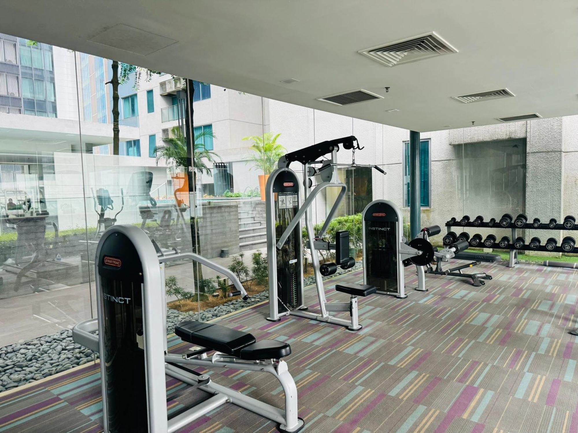 Summer Suites Klcc By Classy Kuala Lumpur Bagian luar foto