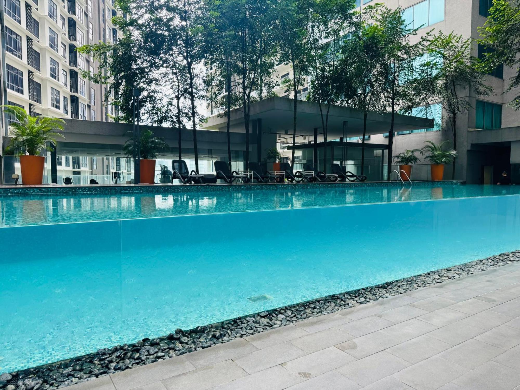 Summer Suites Klcc By Classy Kuala Lumpur Bagian luar foto