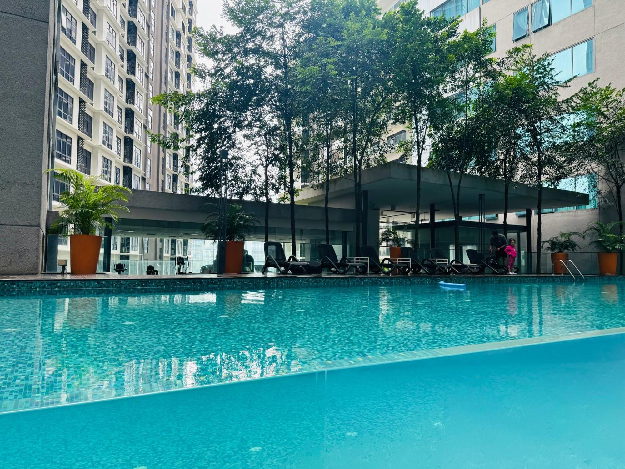 Summer Suites Klcc By Classy Kuala Lumpur Bagian luar foto