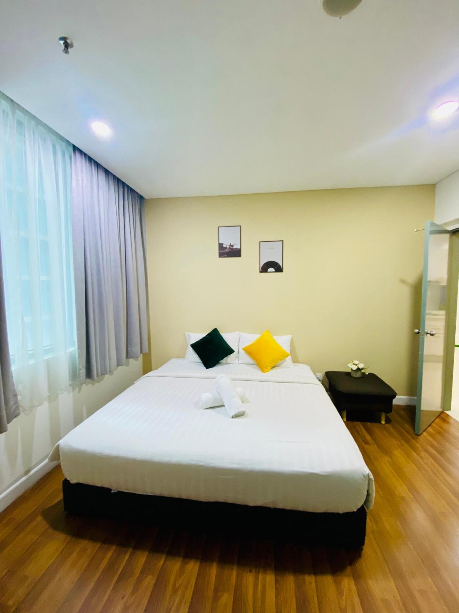 Summer Suites Klcc By Classy Kuala Lumpur Bagian luar foto