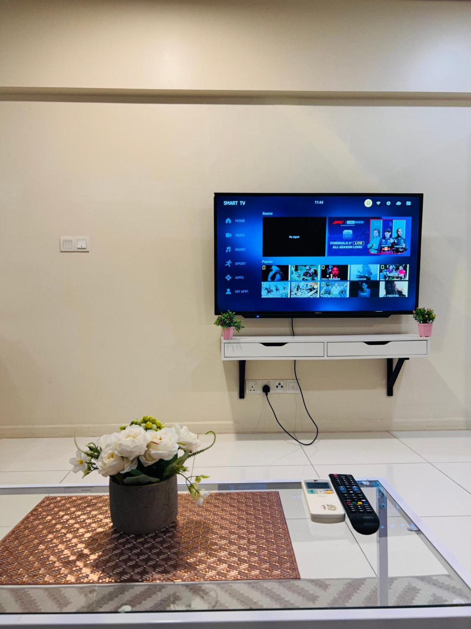 Summer Suites Klcc By Classy Kuala Lumpur Bagian luar foto