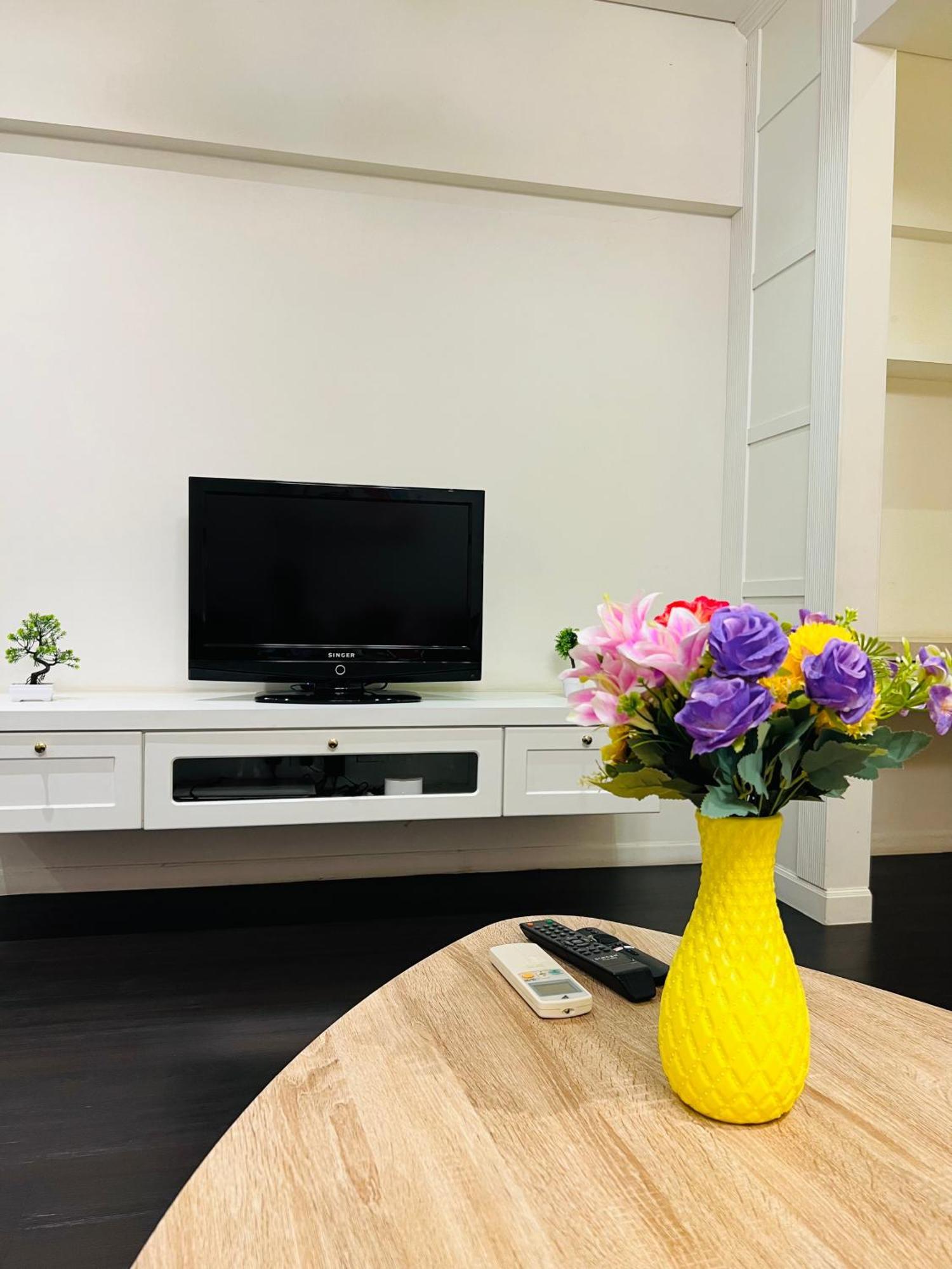 Summer Suites Klcc By Classy Kuala Lumpur Bagian luar foto
