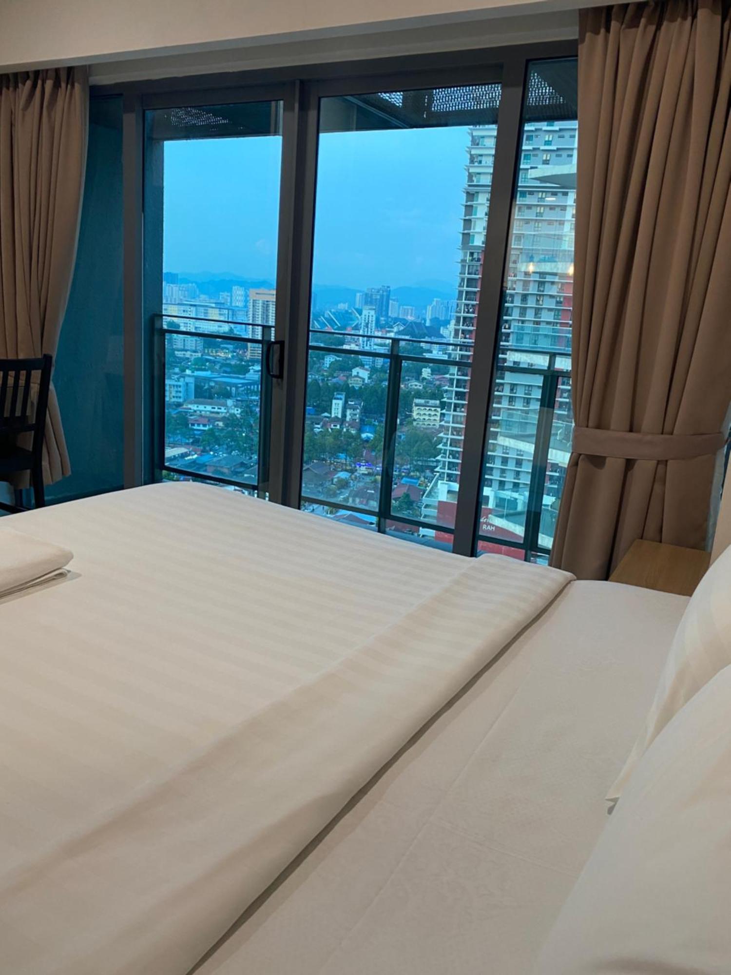 Summer Suites Klcc By Classy Kuala Lumpur Bagian luar foto